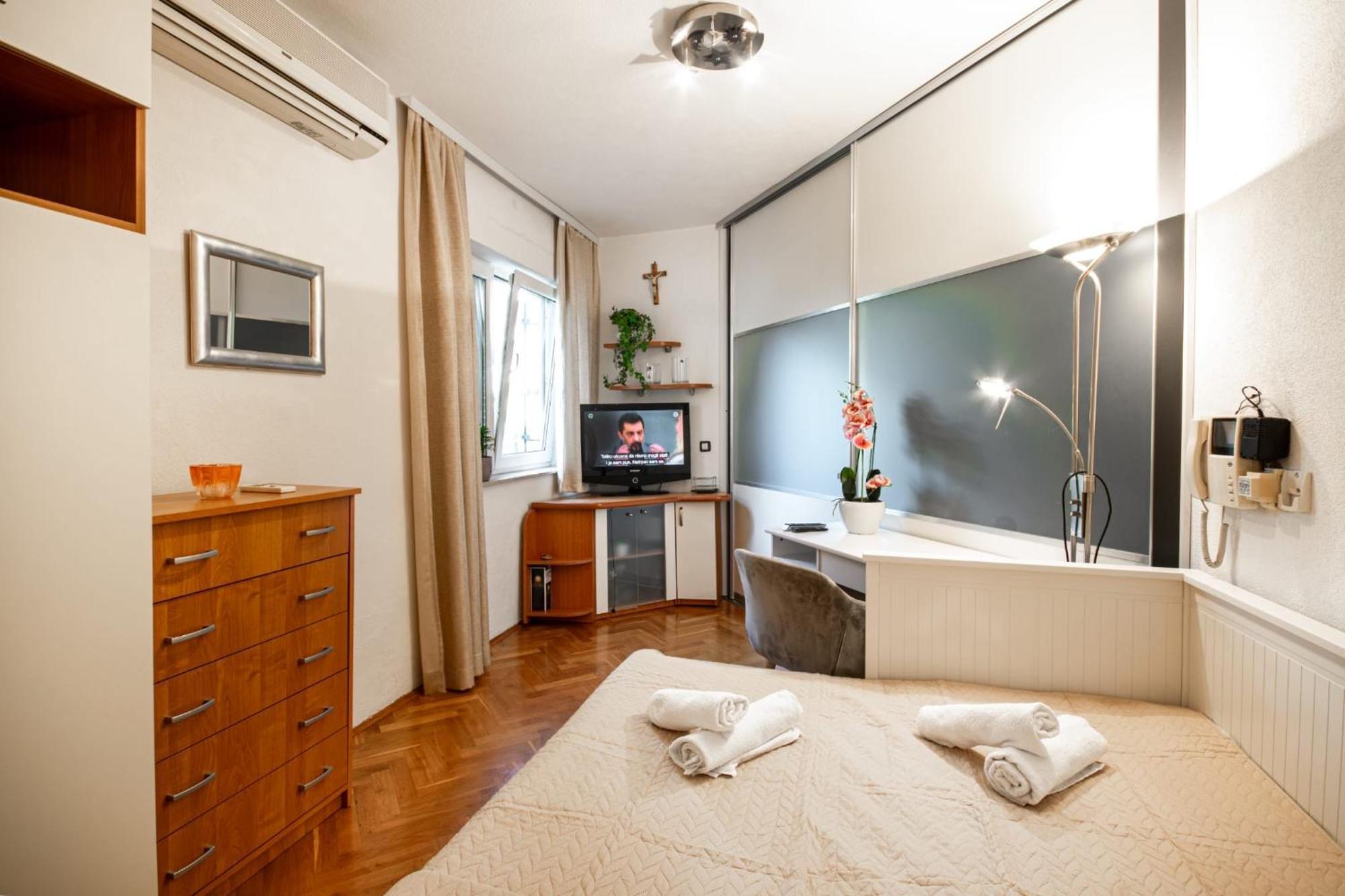 Holiday Home Nevera Makarska Buitenkant foto