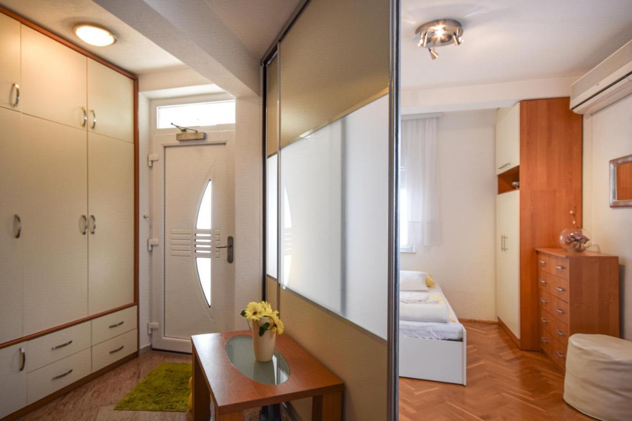Holiday Home Nevera Makarska Buitenkant foto